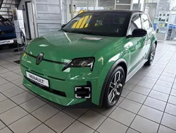 Pop green!, black pearlschwarz metallic (grün) Gebraucht 2024 Renault R5 Komfort Kleinwagen | 31.999 €