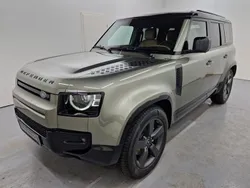 Pangea green Gebraucht 2024 Land Rover Defender HSE Dynamic SUV | 88.880 € (Teuer)