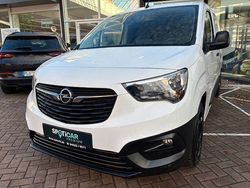 Weiß Gebraucht 2021 Opel Combo Edition Kombi | 12.950 € (Guter Preis)