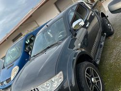 Grau Gebraucht 2012 Mitsubishi L200 Abholung | 15.000 €