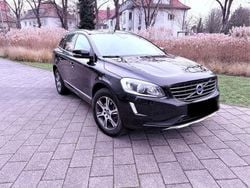 Schwarz Gebraucht 2015 Volvo XC60 Summum SUV | 16.500 € (Guter Preis)