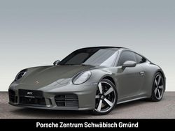 Grau Neu 2025 Porsche 911 Carrera 4S Coupé | 220.880 €