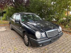Gebraucht 1999 Mercedes E280 Limousine | 1.500 € (Guter Preis)