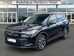 Schwarz Gebraucht 2025 VW Tiguan Design SUV | 33.950 €