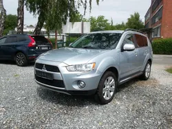 Silber Gebraucht 2012 Mitsubishi Outlander Instyle SUV | 9.790 € (Etwas zu teuer)