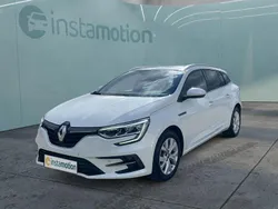Weiß Gebraucht 2021 Renault Mégane GrandTour Kombi | 18.399 € (Fairer Preis)