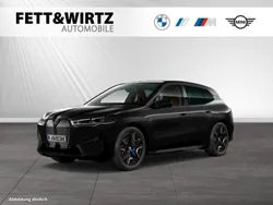 Saphirschwarz metallic Gebraucht 2023 BMW iX Sport Line SUV | 64.888 € (Superpreis)