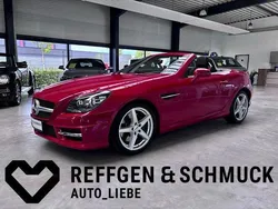Rot Gebraucht 2011 Mercedes SLK250 AMG Cabrio | 27.980 € (Teuer)
