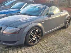 Grau Gebraucht 2000 Audi TT Cabrio | 3.200 € (Superpreis)