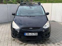 Silber Gebraucht 2006 Ford S-MAX Ambiente Van / Kleinbus | 2.800 € (Fairer Preis)