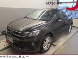 Deep black perleffekt Gebraucht 2024 VW Taigo Life SUV | 17.440 € (Superpreis)