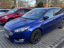 Blau Gebraucht 2017 Ford Focus Titanium Kombi | 7.300 € (Guter Preis)