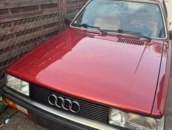 Rot Gebraucht 1987 Audi 90 Limousine | 6.900 €