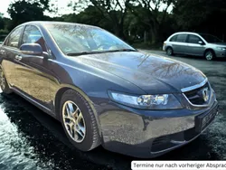 Schwarz Gebraucht 2004 Honda Accord Comfort Limousine | 1.299 € (Fairer Preis)