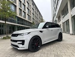 Grau Gebraucht 2023 Land Rover Range Rover Sport Autobiography SUV | 95.990 € (Guter Preis)