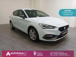 Weiß Gebraucht 2021 Seat Leon FR Limousine | 23.670 € (Fairer Preis)