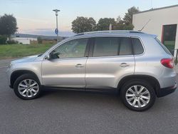 Silber Gebraucht 2008 VW Tiguan Sportline SUV | 9.000 € (Etwas zu teuer)