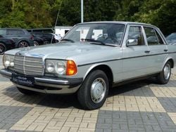 Andere Gebraucht 1979 Mercedes 300 Limousine | 14.990 €