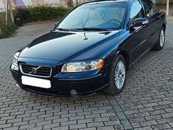 Weiß Gebraucht 2008 Volvo S60 Momentum Limousine | 5.800 € (Etwas zu teuer)