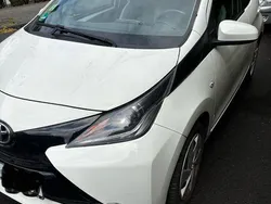 Weiß Gebraucht 2018 Toyota Aygo X-cite Kleinwagen | 8.100 € (Fairer Preis)