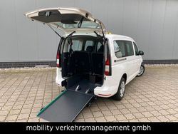 Weiß Gebraucht 2022 VW Caddy Maxi Van / Kleinbus | 53.449 €