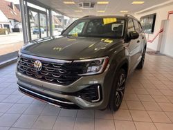 Avocado green metallic Gebraucht 2024 VW Atlas Edition SUV | 70.970 €