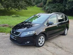 Schwarz Gebraucht 2011 Seat Alhambra Van / Kleinbus | 10.299 € (Fairer Preis)