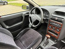 Silber Gebraucht 1999 Opel Astra Limousine | 3.500 € (Teuer)