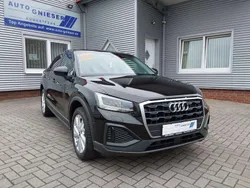 Mythosschwarz Gebraucht 2021 Audi Q2 SUV | 22.900 € (Fairer Preis)