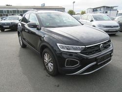 Schwarz Gebraucht 2025 VW T-Roc Life SUV | 22.990 € (Fairer Preis)