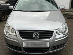 Silber Gebraucht 2008 VW Polo Kleinwagen | 3.499 €