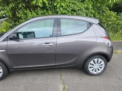 Grau Gebraucht 2011 Lancia Ypsilon Kleinwagen | 4.300 €