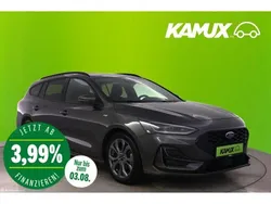 Grau Gebraucht 2023 Ford Focus ST-Line Kombi | 23.850 € (Guter Preis)