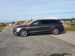 Grau Gebraucht 2017 Ford Mondeo Vignale Kombi | 16.999 € (Etwas zu teuer)