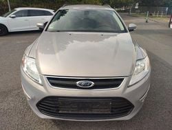 Silber Gebraucht 2013 Ford Mondeo Champions Edition Kombi | 4.490 € (Superpreis)