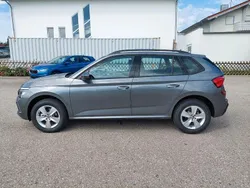 Graphitgraumetallic Neu 2025 Skoda Kamiq Selection SUV | 24.990 € (Superpreis)