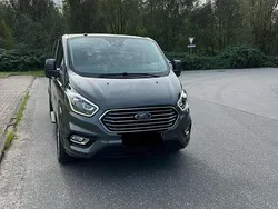 Grau Gebraucht 2019 Ford Tourneo Titanium X Van / Kleinbus | 33.500 € (Teuer)