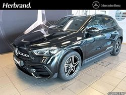 Metalliclack kosmosschwarz Gebraucht 2025 Mercedes GLA200 AMG SUV | 41.490 € (Fairer Preis)