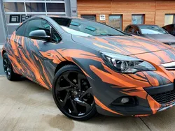 Schwarz Gebraucht 2015 Opel Astra GTC S Limousine | 19.500 €