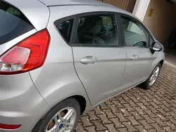Schwarz Gebraucht 2014 Ford Fiesta Titanium Kleinwagen | 3.999 € (Guter Preis)