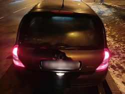 Grau Gebraucht 2004 Renault Clio II Kleinwagen | 500 € (Superpreis)