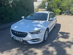 Weiß Gebraucht 2018 Opel Insignia Business Edition Kombi | 9.999 € (Fairer Preis)