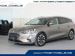 Pyritsilber metallic Gebraucht 2019 Ford Focus Kombi | 15.500 € (Fairer Preis)
