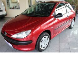 Rot metallic Gebraucht 2002 Peugeot 206 Filou Limousine | 1.999 € (Etwas zu teuer)