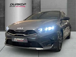 (h8g) dark penta metal m Neu 2025 Kia Ceed Style Limousine | 26.989 € (Fairer Preis)
