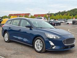 Blau Gebraucht 2020 Ford Focus Titanium Limousine | 7.999 € (Guter Preis)