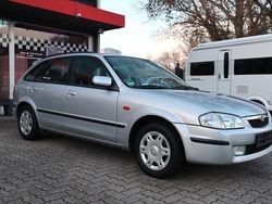 Silber Gebraucht 2000 Mazda 323 Kleinwagen | 3.500 €