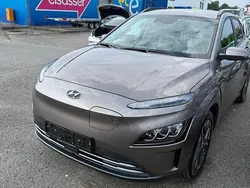 Braun Gebraucht 2022 Hyundai Kona Trend SUV | 19.999 € (Fairer Preis)