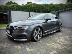Grau Gebraucht 2018 Audi RS3 S-Line Kleinwagen | 22.100 €
