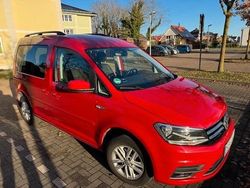 Rot Gebraucht 2015 VW Caddy Comfortline Van / Kleinbus | 14.150 € (Fairer Preis)